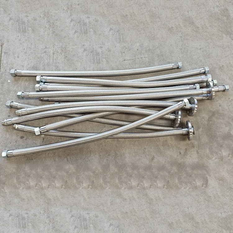 铠装金属软管(图1)
